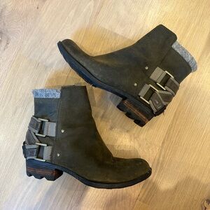 Sorel Olive Ankle Boots with Buckle Detail